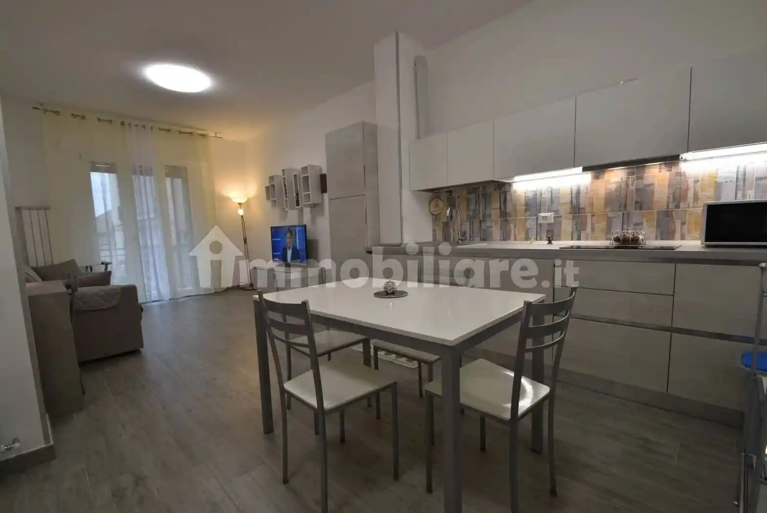 Appartamento in affitto a Loano