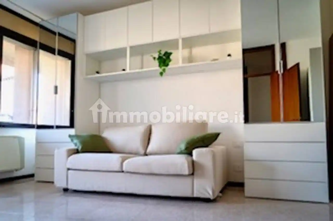 Appartamento in affitto a Novara