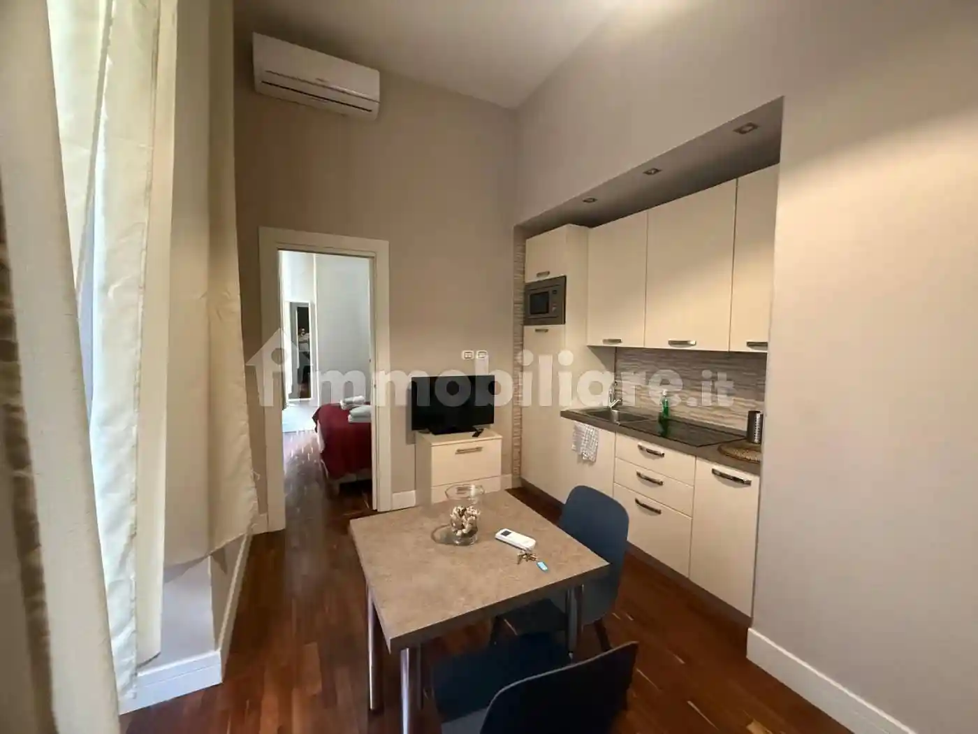 Bilocale piazza Nicola Amore, Tribunali, Napoli - foto 4