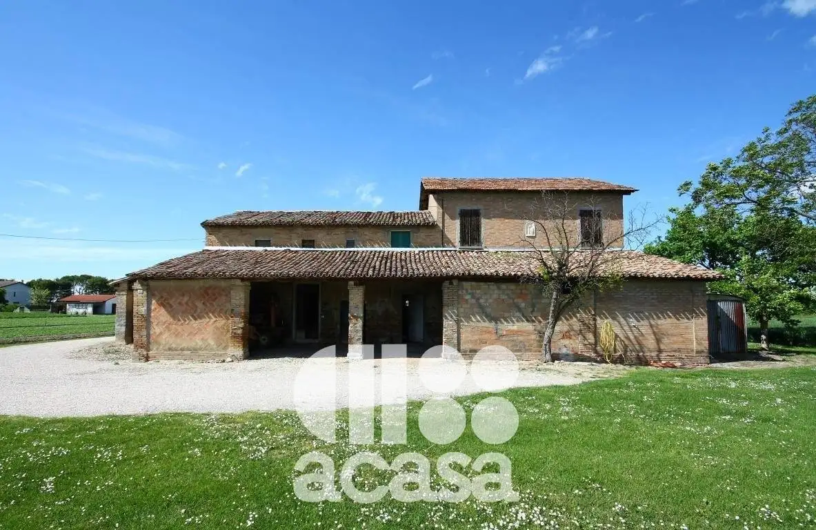 Rustico - Casale in vendita a Cesena