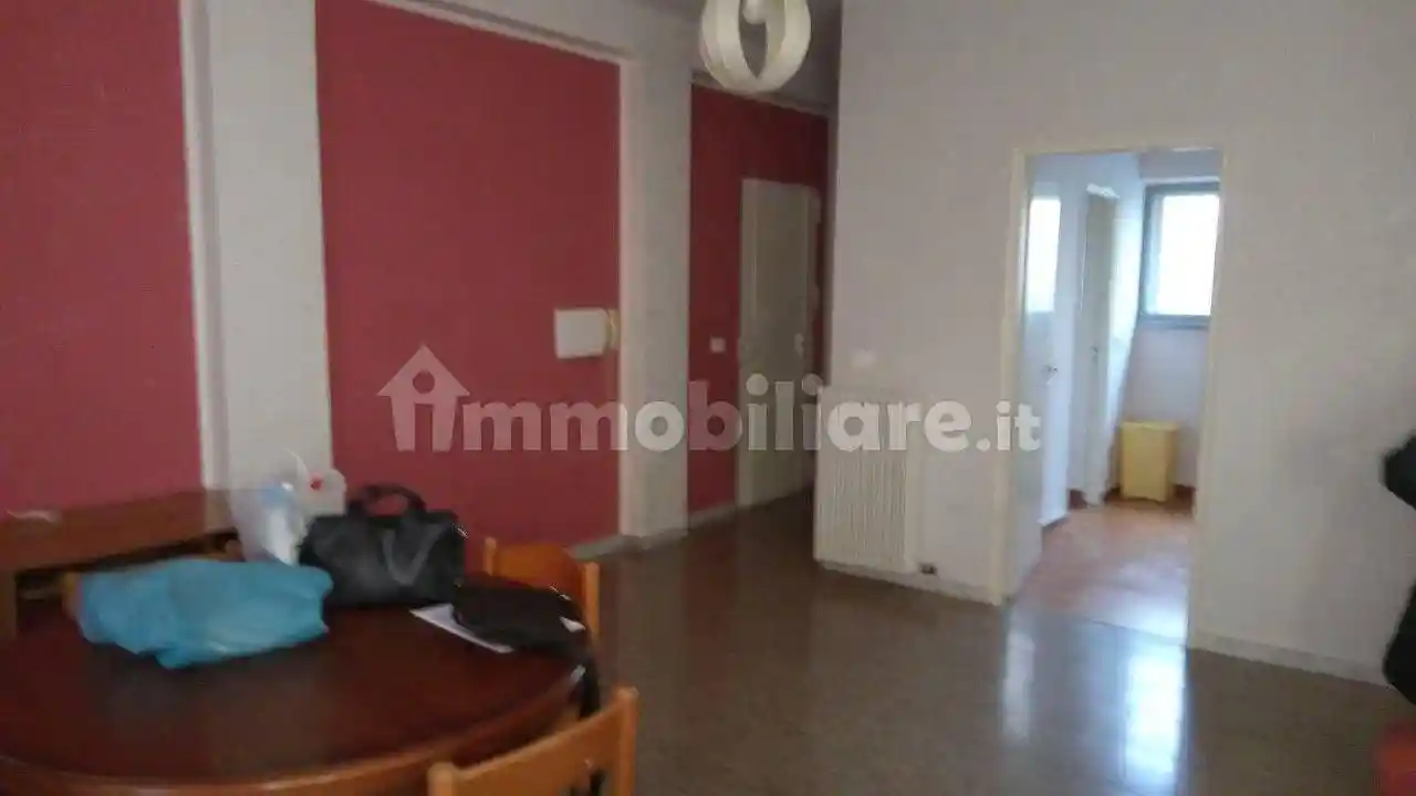 Palazzo - Edificio in Affitto - foto 3