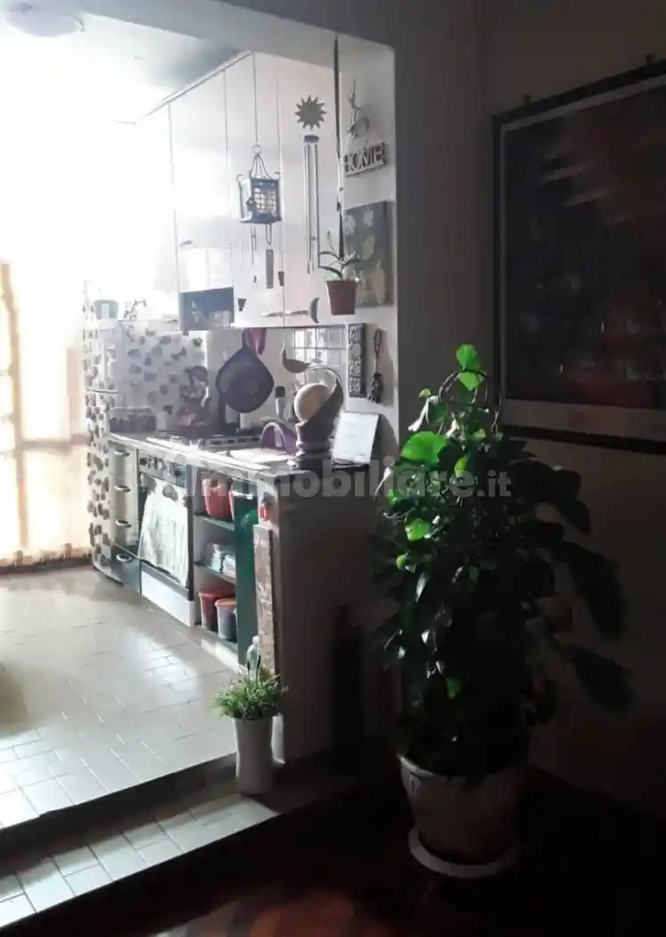 Trilocale via Augusto Righi 45, Le Badie, Prato - foto 3