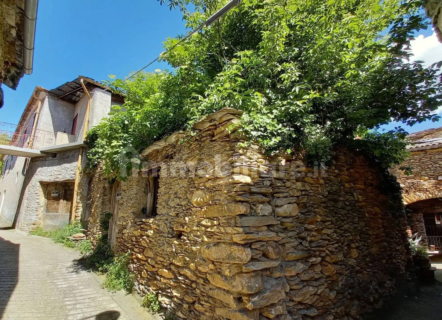 Rustico - Casale in vendita a Armo