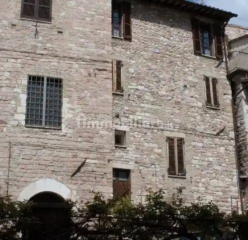 Casa indipendente in vendita a Assisi