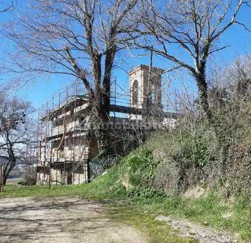 Rustico - Casale in vendita a Torgiano