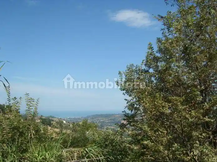 Rustico - Casale in vendita a Montefiore dell'Aso