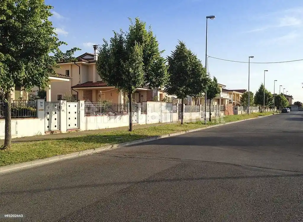 Villetta a schiera in affitto a Lucca