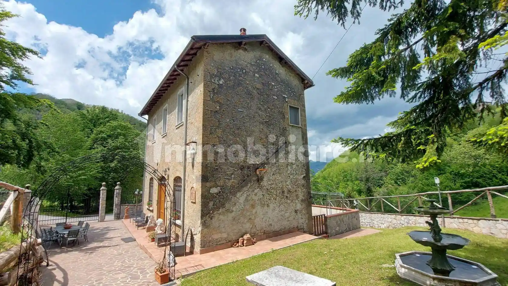 Rustico - Casale in vendita a Molazzana