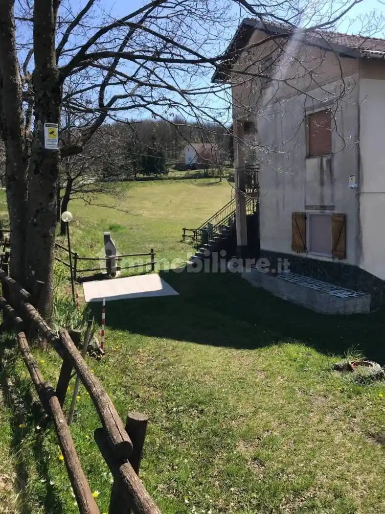 Villa in affitto a Urbe