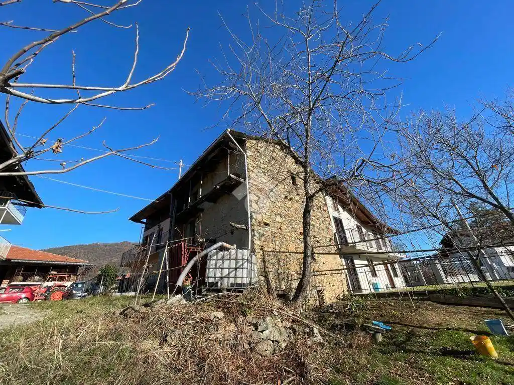 Casa indipendente in vendita a Coassolo Torinese