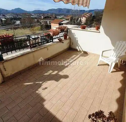 Villa a schiera 5 locali, buono stato, Carsoli - foto 2