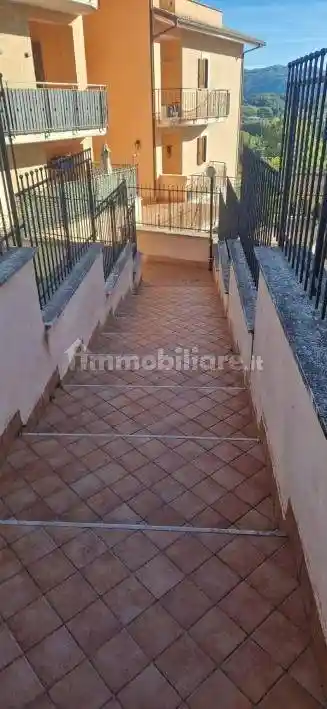 Trilocale buono stato, piano terra, Carsoli - foto 2