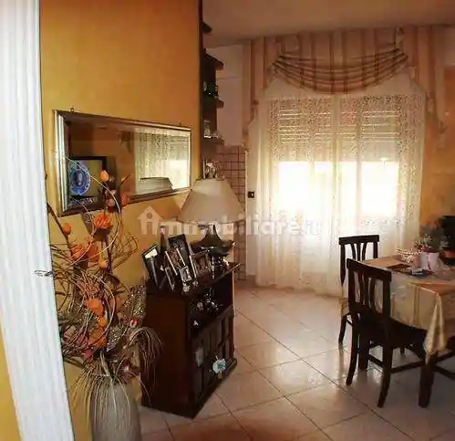 Trilocale ottimo stato, primo piano, Carsoli - foto 2