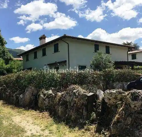 Villa a schiera 3 locali, buono stato, Rocca di Botte - foto 2