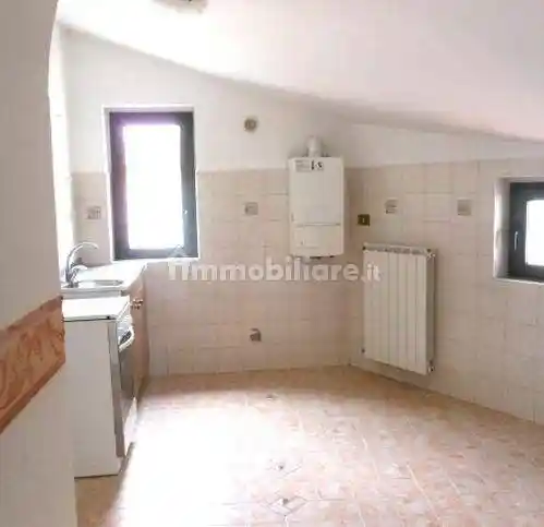 Attico ottimo stato, 70 m², Pereto - foto 3