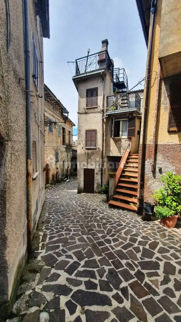 Casa indipendente in vendita a Nespolo