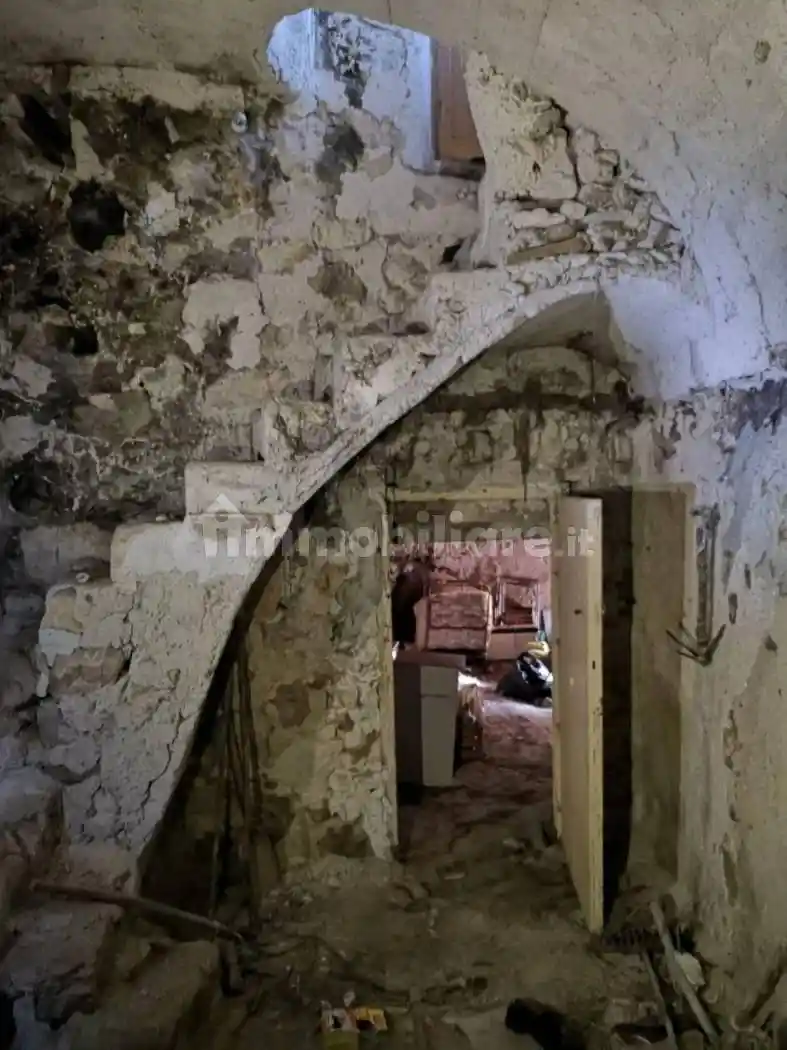 Casa indipendente in vendita a Giuliana