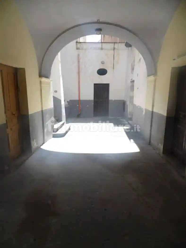 Palazzo - Edificio - foto 2