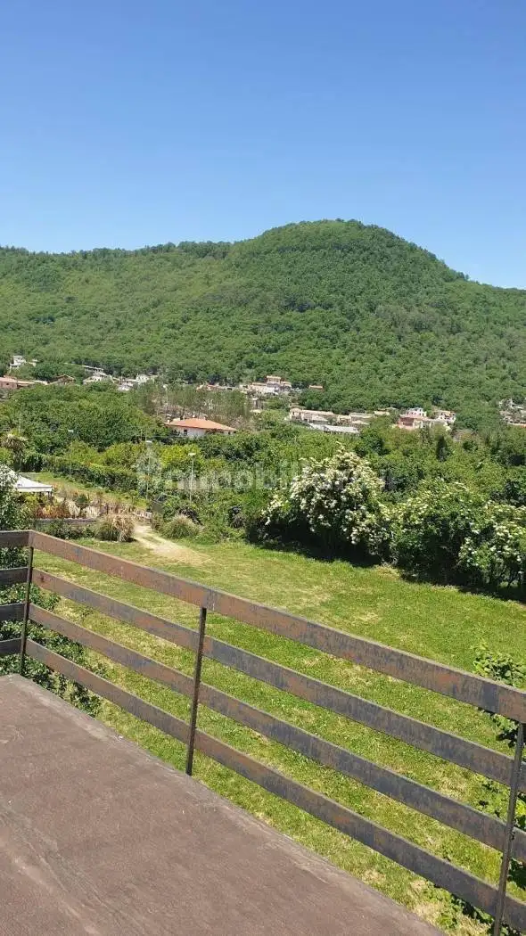 Appartamento in vendita a Roccamonfina