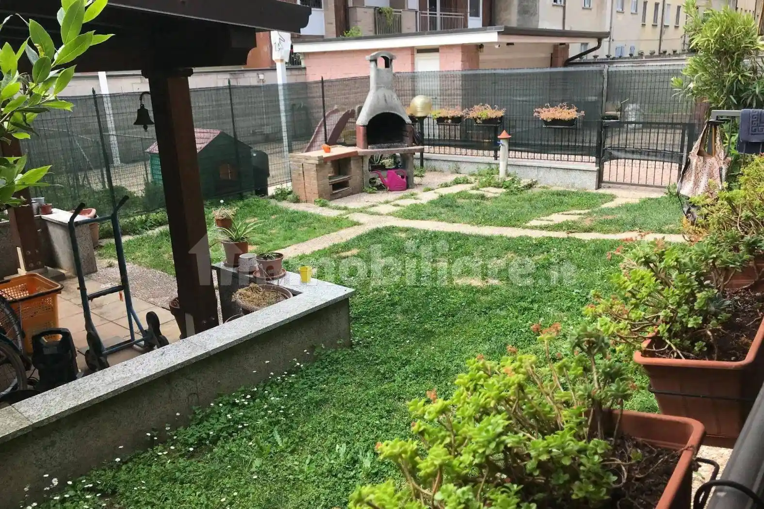 Appartamento in vendita a Rovello Porro