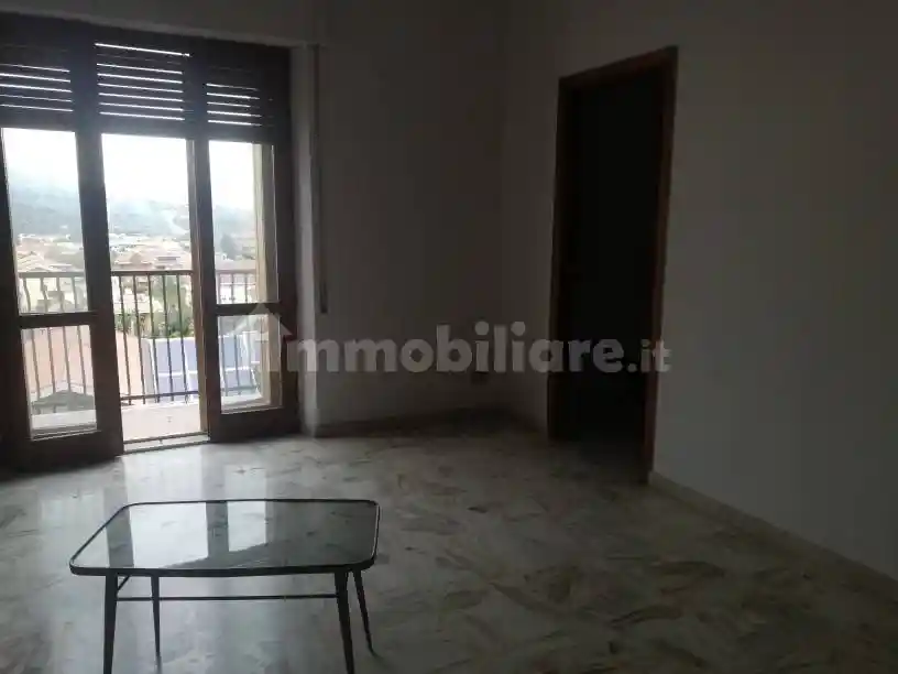 Appartamento in vendita a Giarre