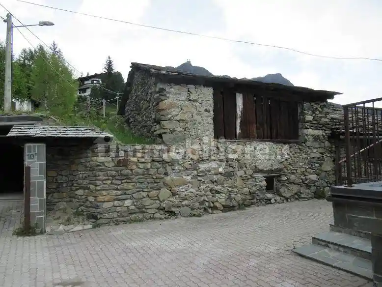 Rustico - Casale in vendita a Chiesa in Valmalenco