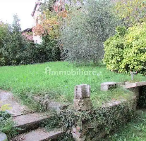 Rustico - Casale in vendita a Carenno