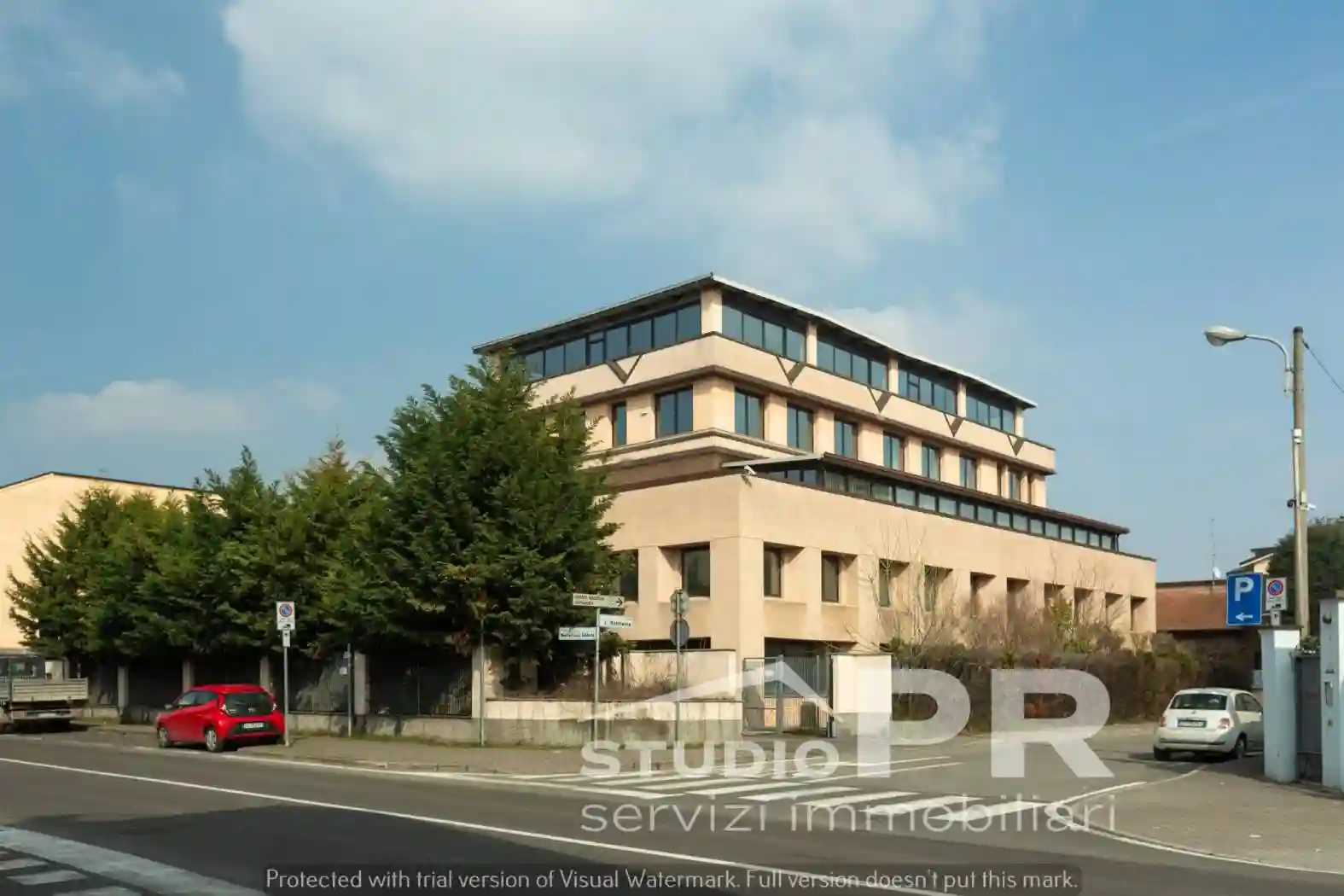 Palazzo - Edificio in Affitto - foto 4