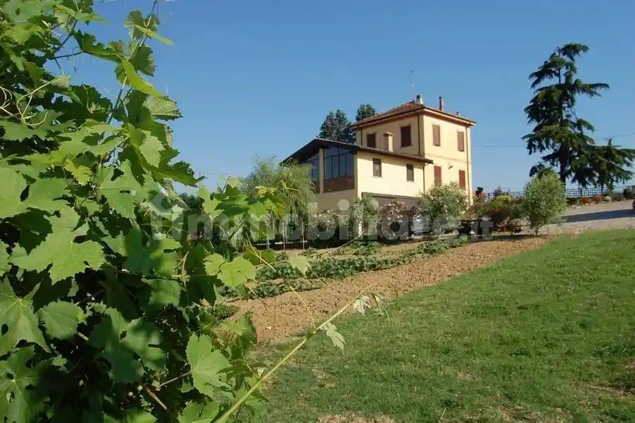 Rustico - Casale in vendita a Montù Beccaria