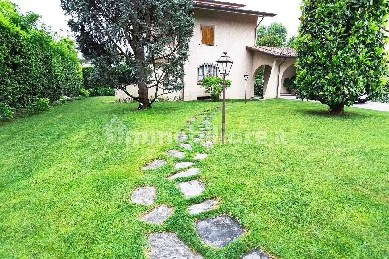 Villa in affitto a Forte dei Marmi