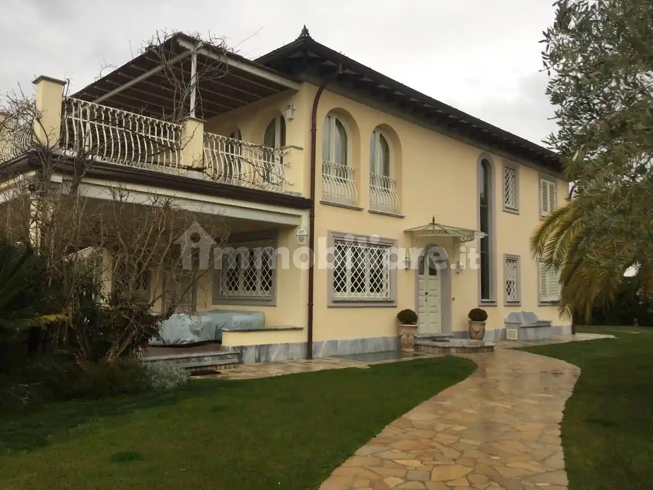 Villa in affitto a Forte dei Marmi