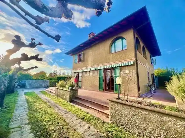 Villa in affitto a Forte dei Marmi