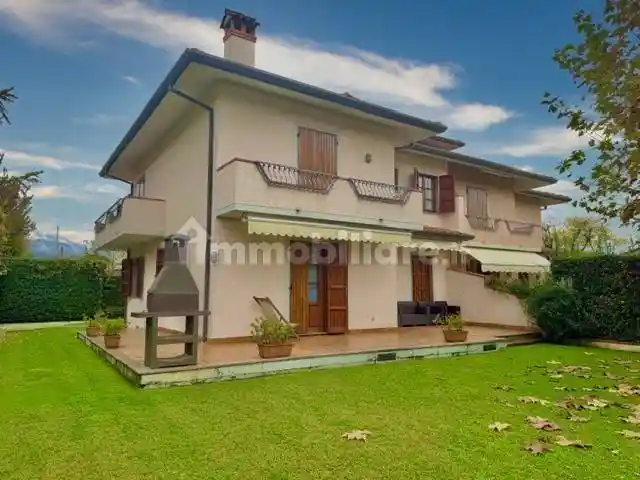 Villa in affitto a Forte dei Marmi