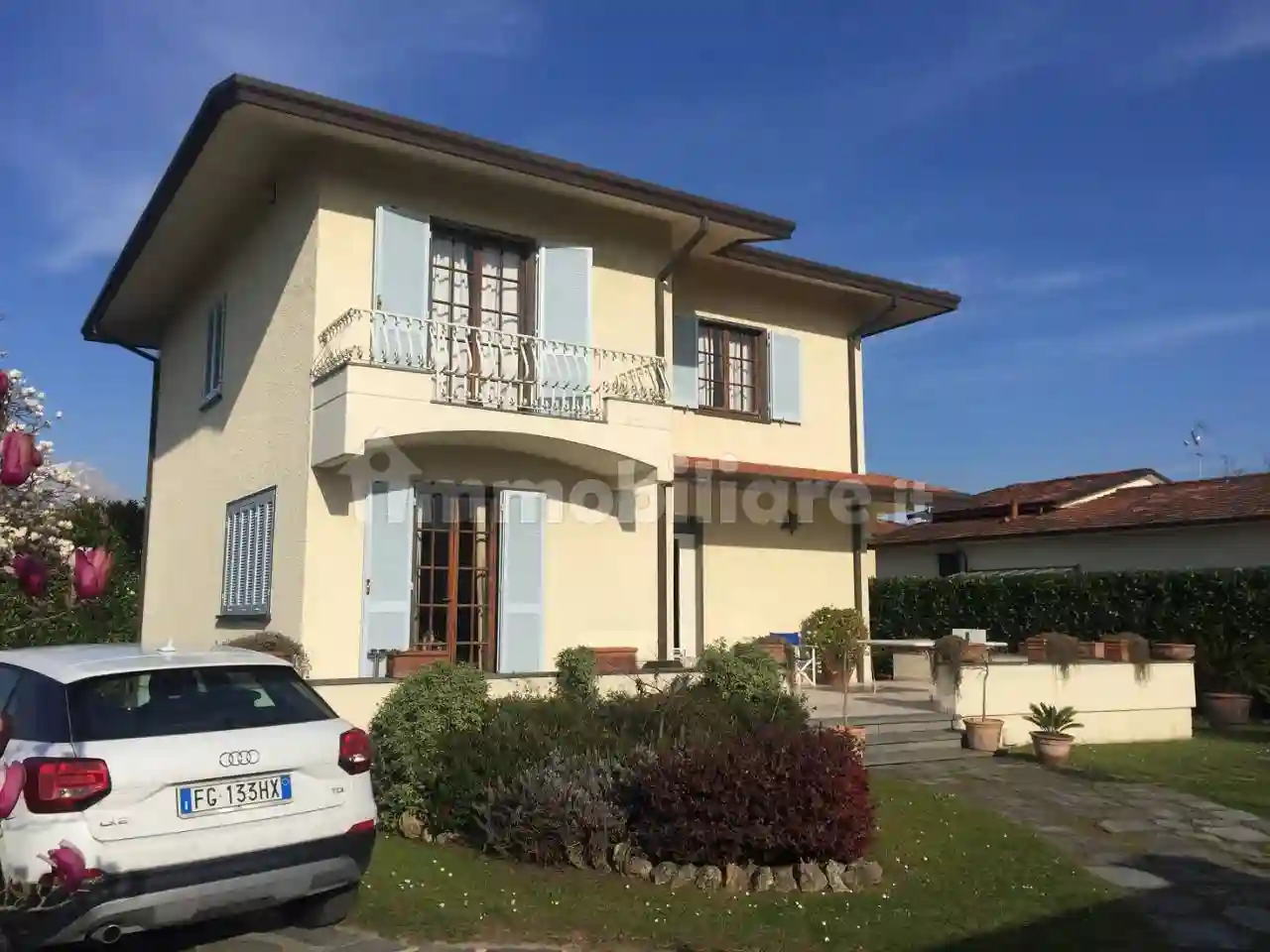Villa - foto 2