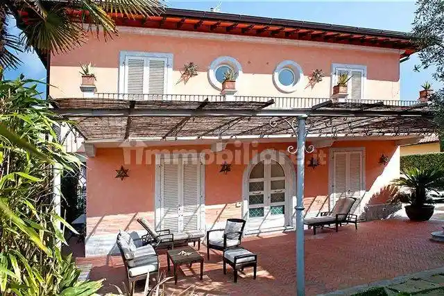 Villa in affitto a Forte dei Marmi