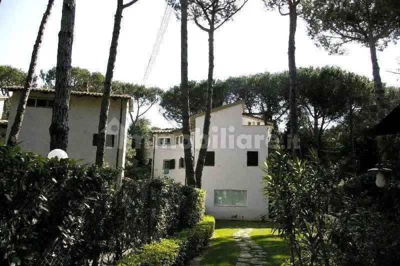 Villa in affitto a Forte dei Marmi