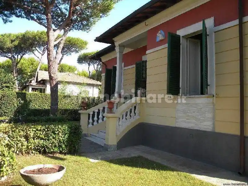 Villa in affitto a Forte dei Marmi
