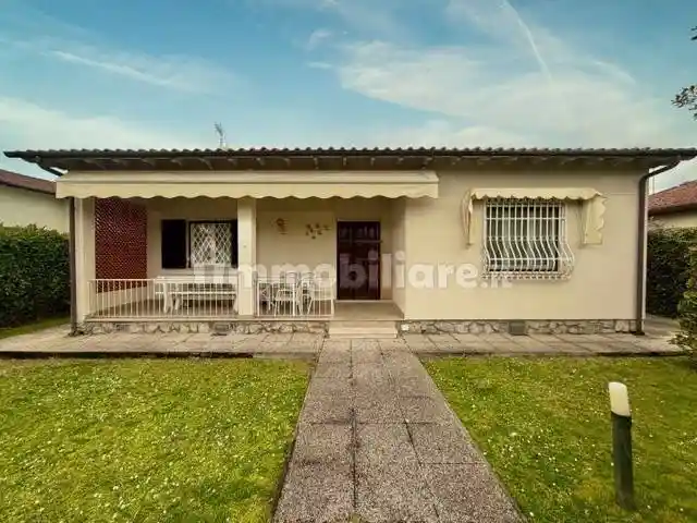 Villa in affitto a Forte dei Marmi