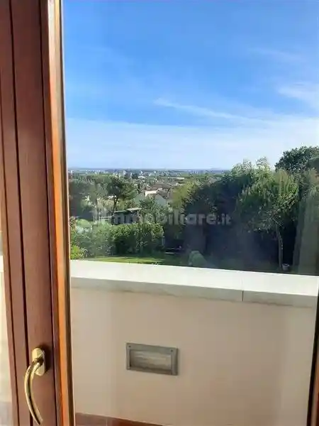 Villa in vendita a Carrara