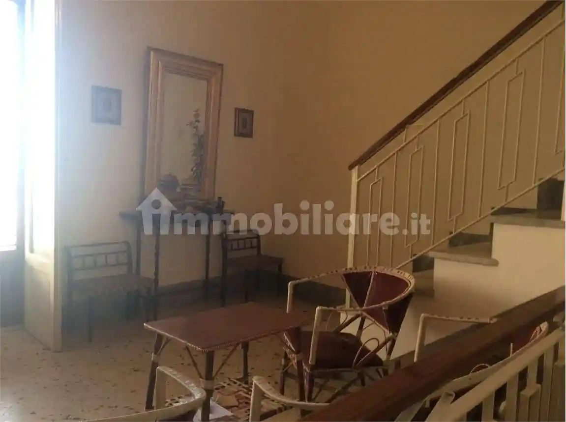 Palazzo - Edificio in vendita a Siculiana
