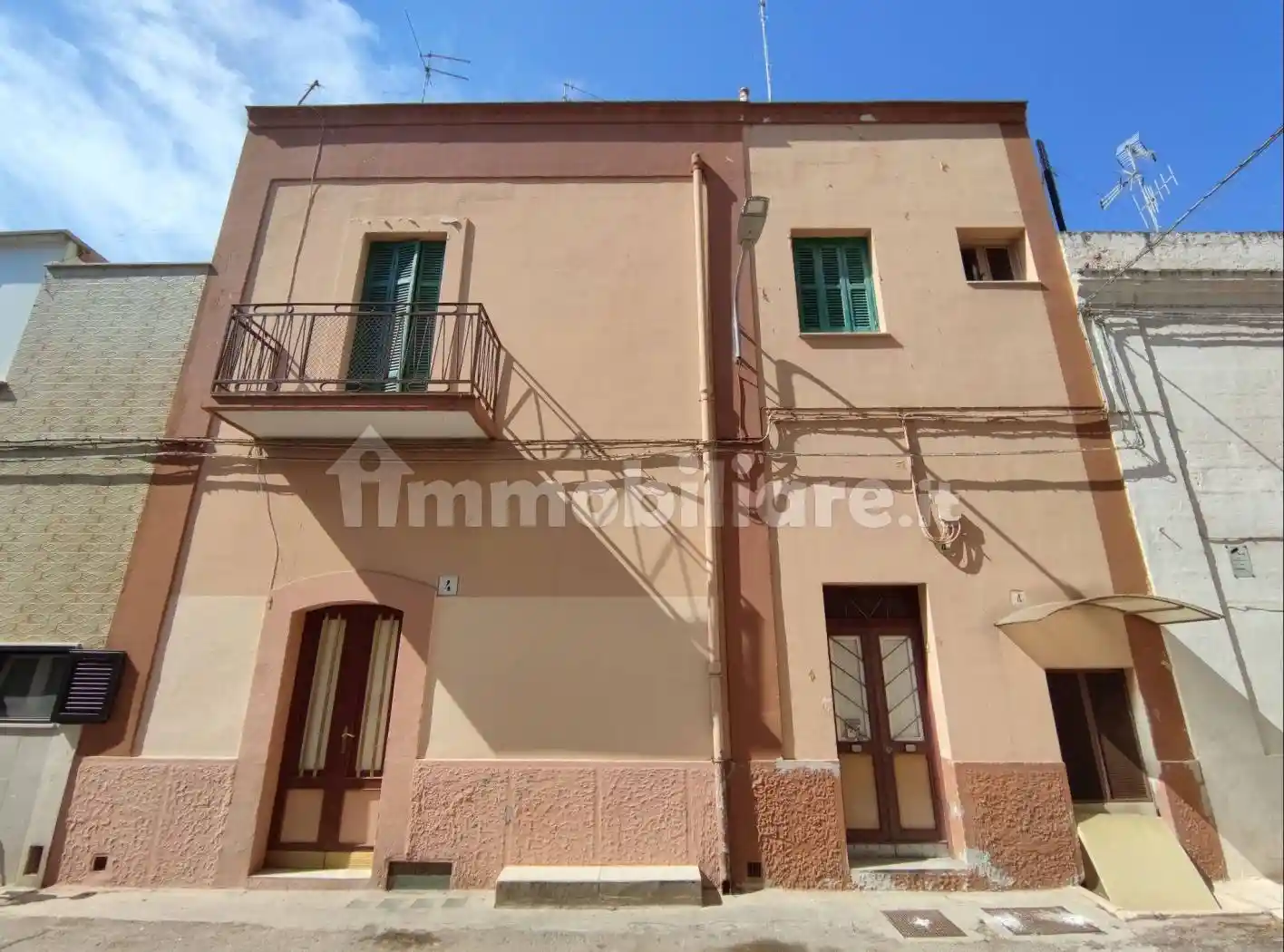 Palazzo - Edificio in vendita a Bari