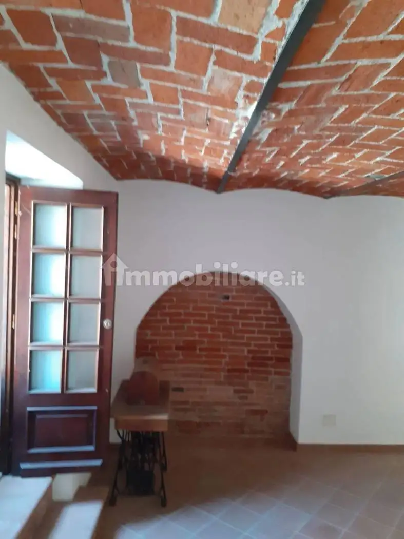 Casa indipendente in vendita a Grognardo