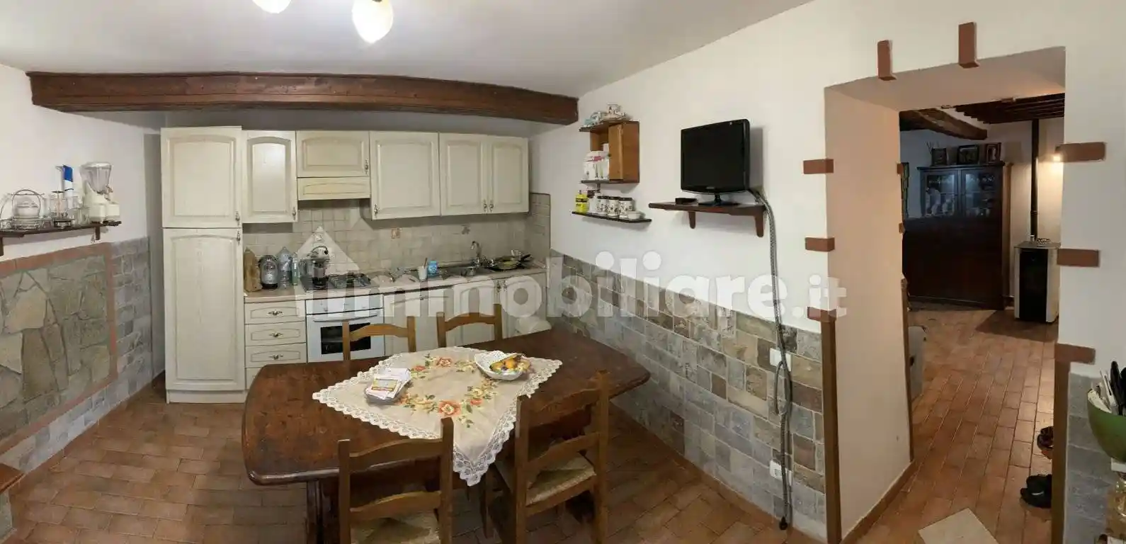 Casa indipendente in vendita a Massa