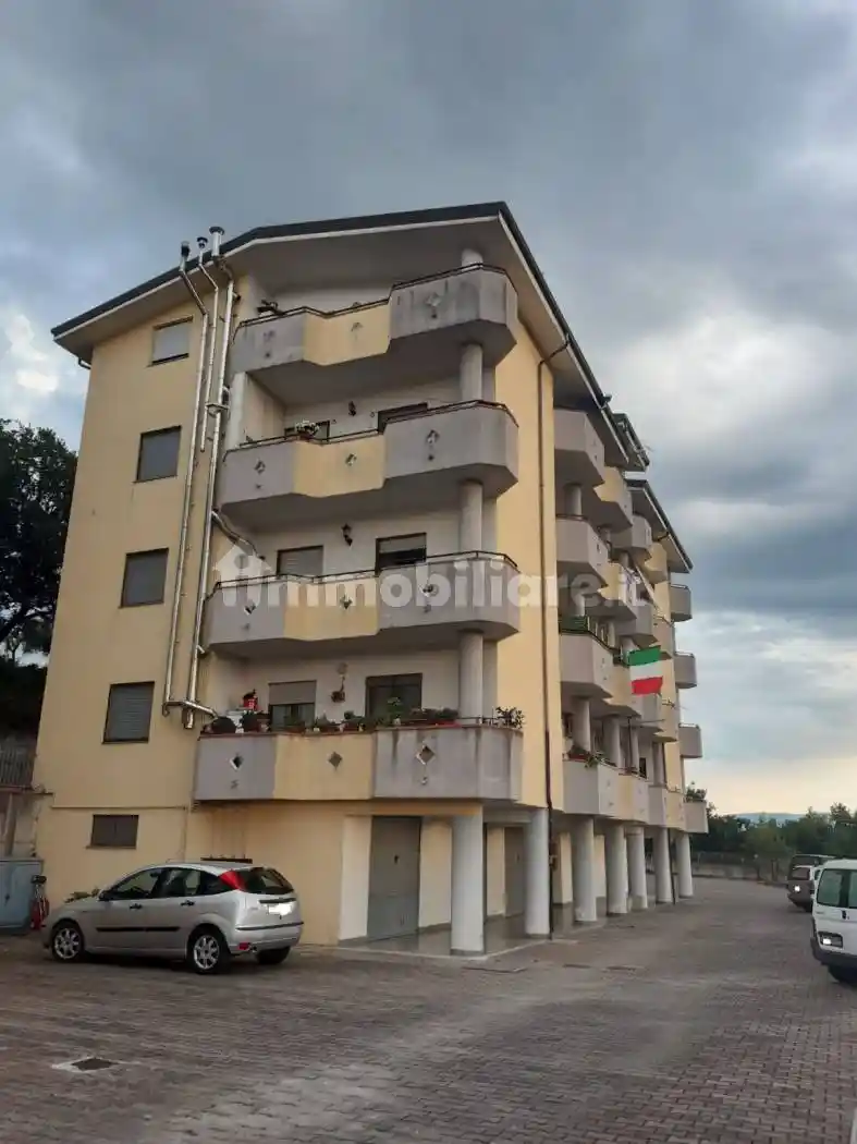 Appartamento in vendita a Rose