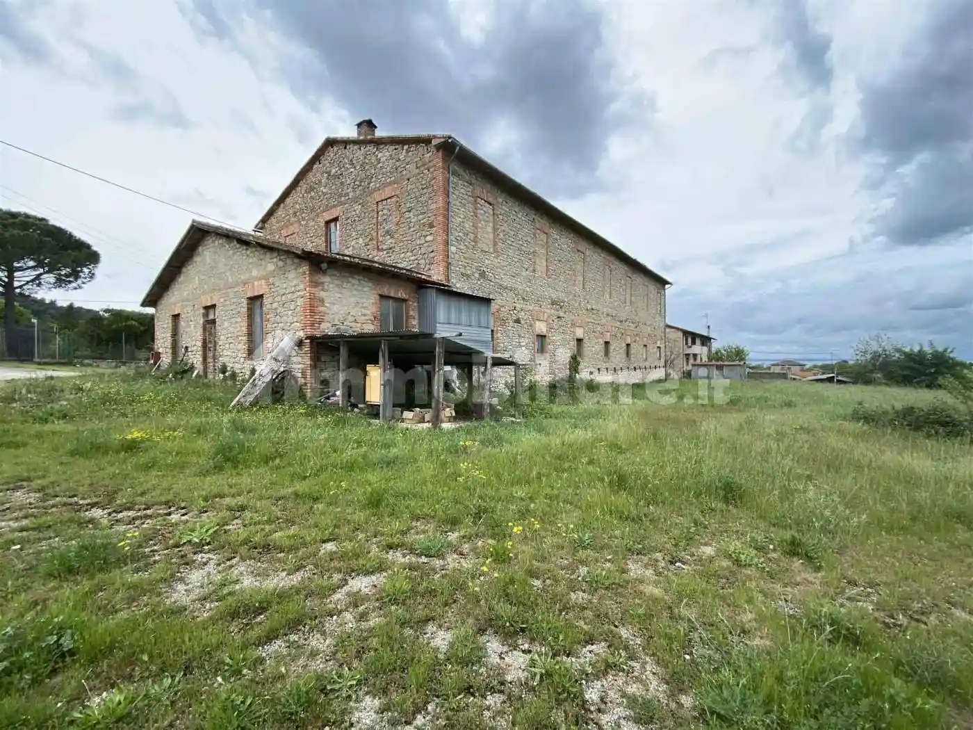 Rustico - Casale in vendita a Magione
