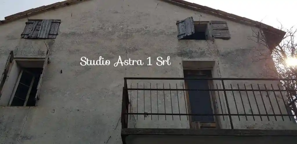 Rustico - Casale in vendita a Rosà