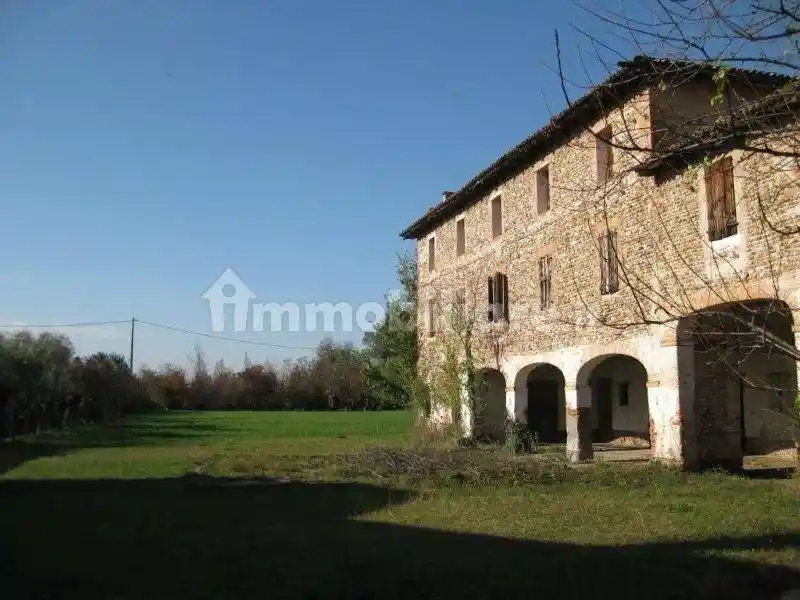Rustico - Casale in vendita a Altivole