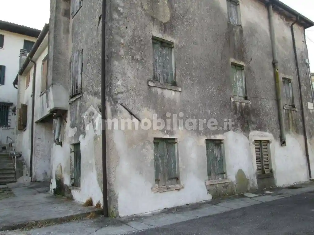 Rustico - Casale in vendita a Castelcucco