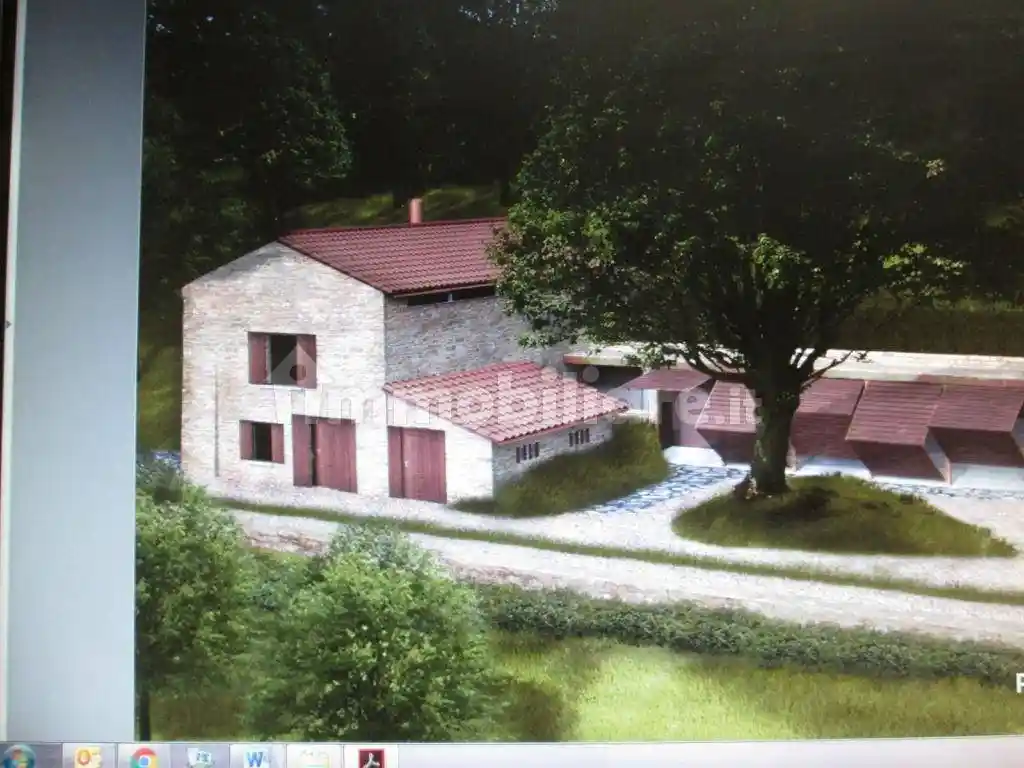 Rustico - Casale in vendita a Cavaso del Tomba