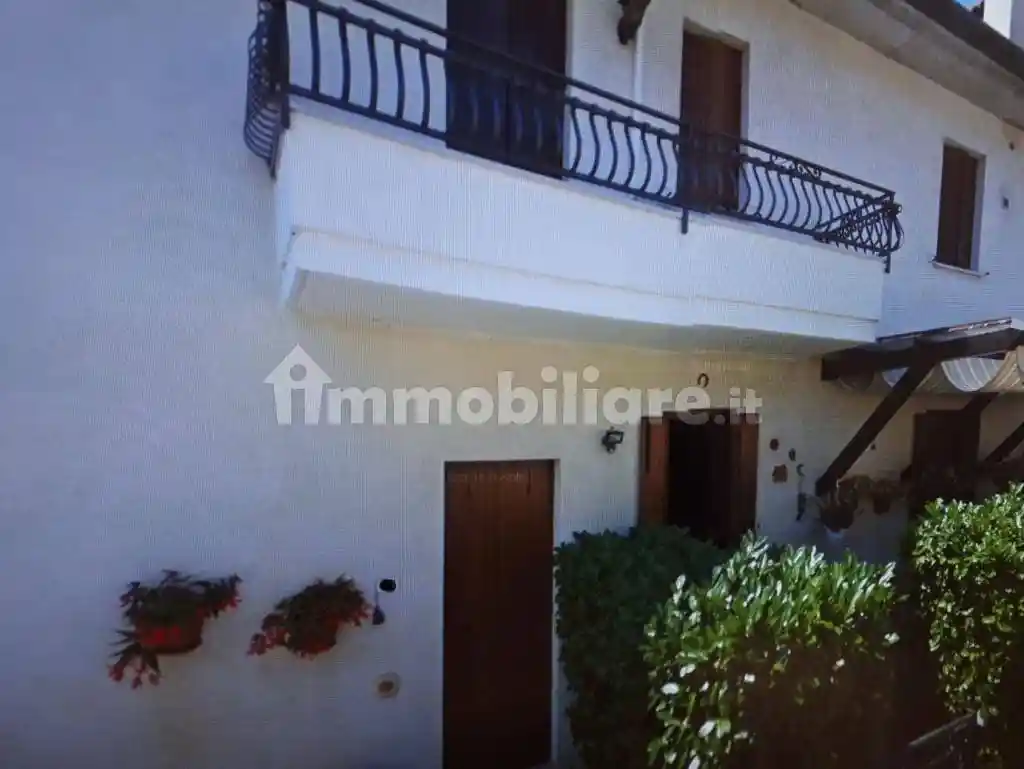 Casa indipendente in vendita a Fonte